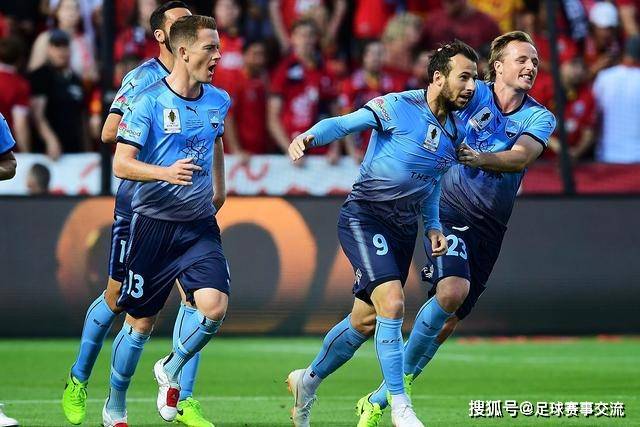 美国股市涨幅显著 标普与纳指再创新高财报季临近